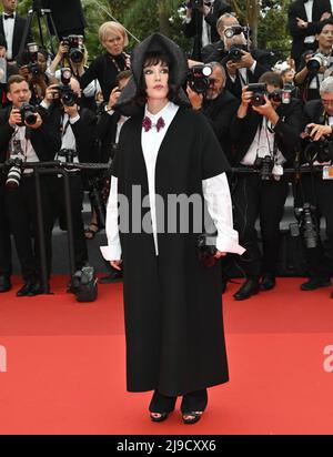 Cannes, France. 22nd May, 2022. CANNES, FRANCE. May 22, 2022: Isabelle Adjani at the Premiere of Forever Young at the Gala Opening of the 75th Festival de Cannes. Picture Credit: Paul Smith/Alamy Live News Stock Photo
