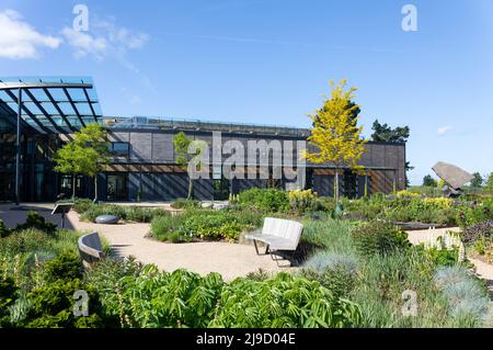 RHS Wisley Hilltop Building. May 2022. A bespoke science and research laboratory and learning centre. Stock Photo