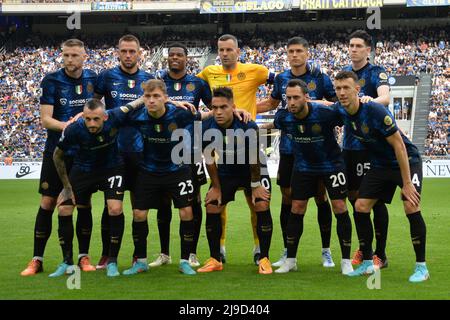 Milan, Italy - may 6 2022 - Inter-Empoli Serie A - curva nord F.C.  internazionale supporters Stock Photo - Alamy