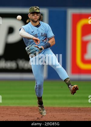 Cincinnati Reds' Tyler Stephenson (37) celebrates with Joey Votto, center  right, during the team's baseball game against the Arizona Diamondbacks  Tuesday, June 7, 2022, in Cincinnati. (AP Photo/Jeff Dean Stock Photo -  Alamy