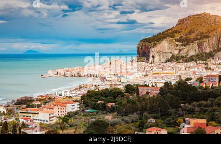 An impressive view of the famous resort Cefalu. Location place Sicilia, Italy, Piazza del Duomo, Tyrrhenian sea, Europe. Wonderful day and gorgeous sc Stock Photo