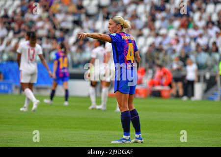 Turin, Italy. 21st, May 2022. Mapi Leon (4) of Barcelona seen during the UEFA Women’s Champions League final between Barcelona and Olympique Lyon at Juventus Stadium in Turin. (Photo credit: Gonzales Photo - Tommaso Fimiano). Stock Photo