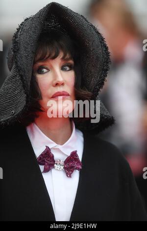 Cannes, France. 22nd May, 2022. Fench actress Isabelle Adjani attends the premiere of Forever Young at Palais des Festivals at the 75th Cannes Film Festival, France on Sunday, May 22, 2022. Photo by Rune Hellestad/ Credit: UPI/Alamy Live News Stock Photo