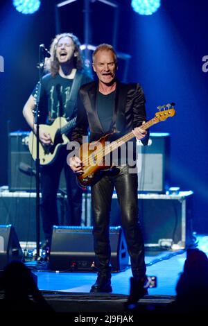 Hollywood, Florida, USA. 22nd May, 2022. Sting performs live on stage at Hard Rock Event Center at the Seminole Hard Rock Hotel & Casino on May 22, 2022 in Hollywood, Florida. Credit: Mpi10/Media Punch/Alamy Live News Stock Photo