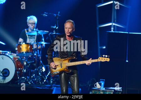 Hollywood, Florida, USA. 22nd May, 2022. Sting performs live on stage at Hard Rock Event Center at the Seminole Hard Rock Hotel & Casino on May 22, 2022 in Hollywood, Florida. Credit: Mpi10/Media Punch/Alamy Live News Stock Photo