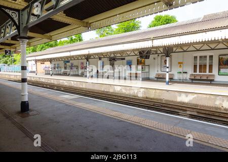 Platform 2, Winchester train station, Hampshire, England, United Kingdom. Stock Photo