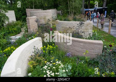 London, UK.  23 May 2022. The Mind Garden at the press day of the RHS Chelsea Flower Show in the grounds of the Royal Hospital Chelsea.  The show runs to 28 May 2022.  Credit: Stephen Chung / Alamy Live News Stock Photo