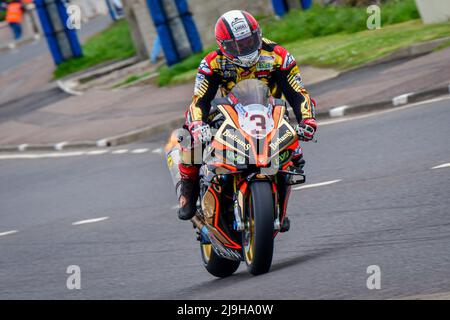 Michael Rutter vence o TT Zero na Ilha de Man com novo recorde - Esportes -  Andar de Moto Brasil