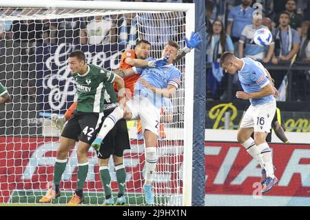 Alessandro Berardi of Hellas Verona FC makes a save during SS Lazio vs  Hellas Verona FC, 38° Serie A Tim 2021-22 game at Olimpic stadium in Roma,  Italy, on May 21, 2022. (Photo by Davide Casentini/LiveMedia/Sipa USA Stock  Photo - Alamy