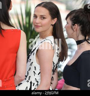 alicia vikander attends the photocall for 'irma vep' during the 75th cannes  film festival in cannes, france-210522_17