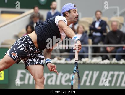 JordanThompson of Australia during day 2 of the French Open 2022, a tennis Grand Slam tournament on May 23, 2022 at Roland-Garros stadium in Paris, France - Photo: Jean Catuffe/DPPI/LiveMedia Stock Photo