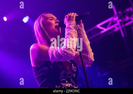 Oslo, Norway. 23rd May, 2022. The English singer and songwriter Mimi Webb performs a live concert at Parkteatret in Oslo. (Photo Credit: Gonzales Photo/Alamy Live News Stock Photo