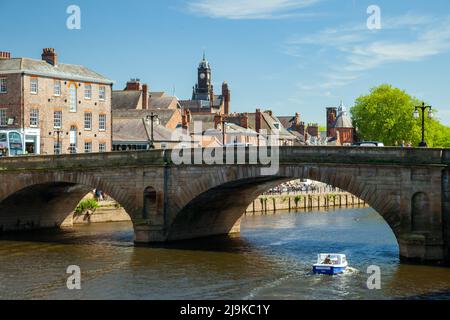 Spring afternoon at Lendal Bridge over river Ouse in York, North Yorkshire, England. Stock Photo