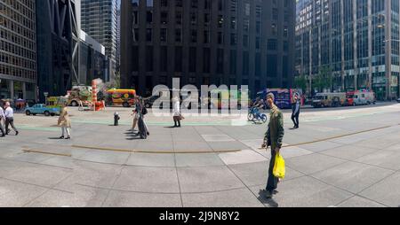 A line up of food trucks in Midtown Manhattan on Wednesday, May 5, 2022.  (© Frances M. Roberts) Stock Photo
