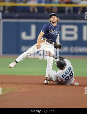 Marlins deflect Rays