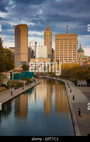 Downtown Indianapolis at Christmas, indiana, christmas, indianapolis,  downtown indy, HD wallpaper | Peakpx