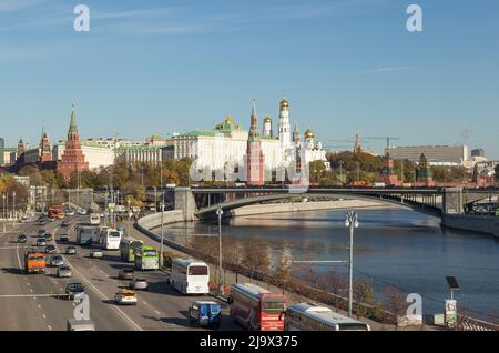 Moscow, Russia - October 29, 2015: Moscow Kremlin and Moskva river Stock Photo