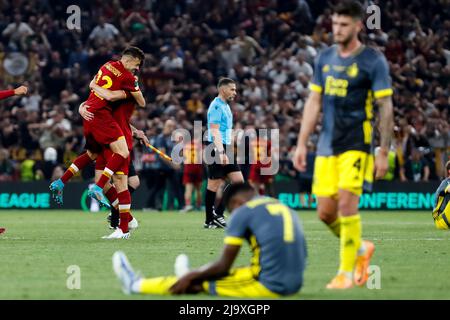 DStv - FUTEBOL IMBATÍVEL! Roma e Feyenoord fazem a grande final da  Conference League, no Air Albania Stadium, um campo neutro, na Albânia.  Para a Roma, vale a importância de ter o