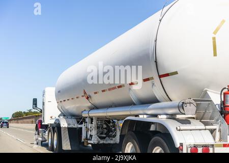 Tanker truck carrying liquefied petroleum gas driving on the freeway in East San Francisco Bay, California Stock Photo