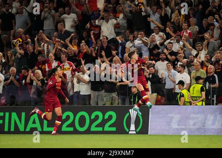 DStv - FUTEBOL IMBATÍVEL! Roma e Feyenoord fazem a grande final da  Conference League, no Air Albania Stadium, um campo neutro, na Albânia.  Para a Roma, vale a importância de ter o