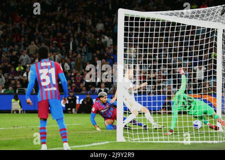 Sydney, Australia. 25th May 2022; Accor Stadium, Sydney Olympic Park, Sydney, Australia; Post season friendly football, A-League All Stars versus FC Barcelona: Reno Piscopo of the A-League All Stars shot beats the goalkeeper Arnau Tenas of FC Barcelona for 1-1 Credit: Action Plus Sports Images/Alamy Live News Credit: Action Plus Sports Images/Alamy Live News Stock Photo