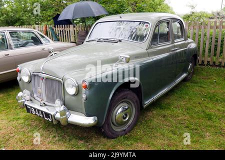 Three-quarters front view of a green, 1962, Rover 100, on display at the Wickhambreaux Classic Car Show, 2022 Stock Photo