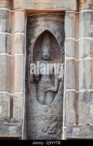 Carved Idol of Lord Vishnu on Gopuram of Nataraja Temple, Chidambaram, Tamilnadu, India