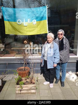 BEST QUALITY AVAILABLE Undated family handout of Alla, 51, and her mother Valentyna, 81, with Archie, a Pomeranian which has been kept quarantined in the UK for seven weeks after British man Mike Haley, 61, fled Kyiv with his family and the dog. Issue date: Thursday May 26, 2022. Stock Photo