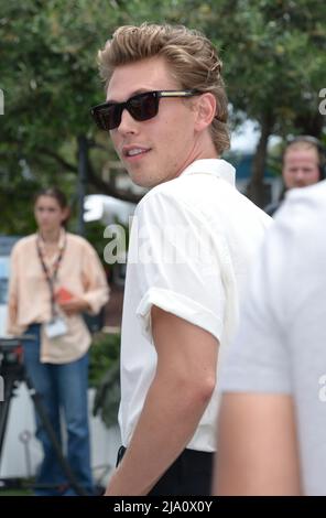 May 26, 2022, CANNES, France: CANNES, FRANCE - MAY 26:  Austin Butler attends the photocall for ''Elvis'' during the 75th annual Cannes film festival at Palais des Festivals on May 26, 2022 in Cannes, France. (Credit Image: © Frederick Injimbert/ZUMA Press Wire) Stock Photo