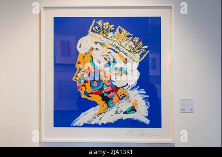 UK. 26th May, 2022. Exclusive works marking the Queen's Platinum Jubilee including artwork by Bradley Theodore, 'Eternal Queen' in Cobalt Blue, etchings with relief printing at Somerset House in London, UK on May 26, 2022. The 37th Edition of the London Original Print Fair opens at Somerset House, running until 29th May 2022. (Photo by Claire Doherty/Sipa USA) Credit: Sipa USA/Alamy Live News Stock Photo