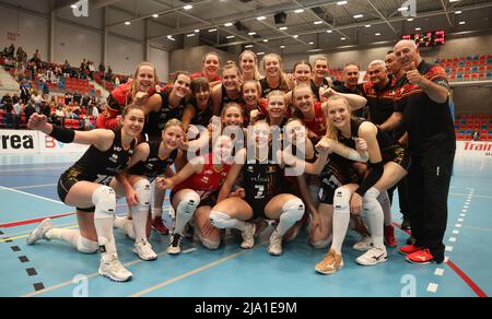 Belgium's players celebrate after winning a friendly volleyball game between Belgian national women's team the Yellow Tigers and the Netherlands, Thur Stock Photo
