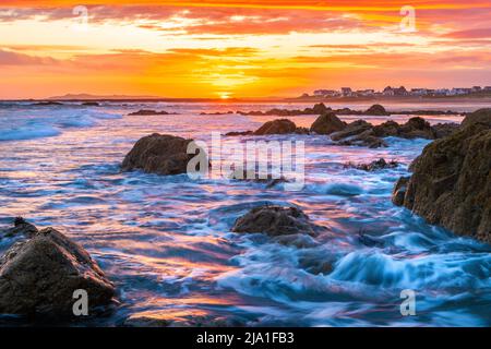 The sunset at Rhosneigr on Anglesey, Wales Stock Photo