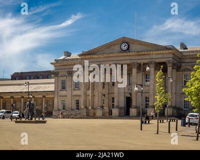 Exterior façade of Huddersfield station seen from St George's Square. Stock Photo