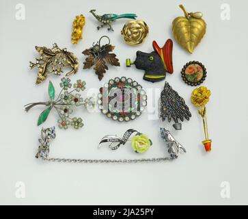 Pin on Fashion jewelry