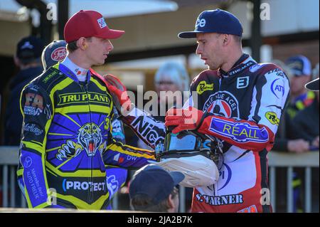 SHEFFIELD, UK. MAY 26TH Tobiasz Musielak (left) with Matej Žagar during the SGB Premiership match between Sheffield Tigers and Belle Vue Aces at Owlerton Stadium, Sheffield on Thursday 26th May 2022. (Credit: Ian Charles | MI News) Credit: MI News & Sport /Alamy Live News Stock Photo