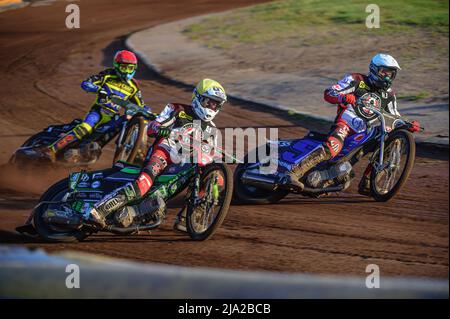 SHEFFIELD, UK. MAY 26TH Charles Wright (Yellow) and Matej Žagar (White) lead Adam Ellis (Red) during the SGB Premiership match between Sheffield Tigers and Belle Vue Aces at Owlerton Stadium, Sheffield on Thursday 26th May 2022. (Credit: Ian Charles | MI News) Credit: MI News & Sport /Alamy Live News Stock Photo