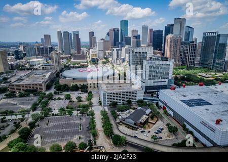 Toyota Center is an indoor arena located in downtown Houston, Texas TX,  USA. This arena is the home to the Houston Rockets of the National  Basketball Stock Photo - Alamy