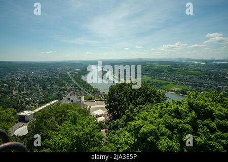 Panoramic view of the river Rhine and the restaurant of  the famous Drachenfels in Königswinter Germany Stock Photo