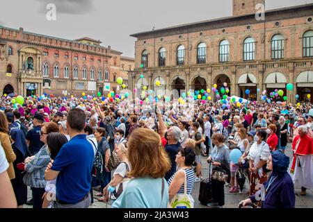 Bologna, Italy - May 27, 2022. Meeting of the Bolognese people with the Madonna of San Luca.Popular devotion of faithful and pilgrims. Stock Photo