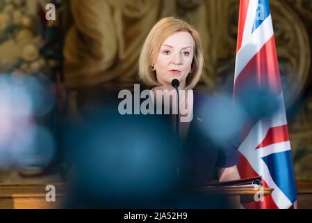 Prague, Czech Republic. 27th May, 2022. British Foreign Minister Liz Truss seen during a joint press conference in Prague. British Secretary of State for Foreign, Commonwealth and Development Affairs, Minister for Women and Equalities Liz Truss visited the Czech Republic and meet with the Czech foreign minister Jan Lipavsky. Credit: SOPA Images Limited/Alamy Live News Stock Photo