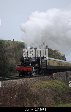 'Lydham Manor' (running as class pioneer 7800 'Torquay Manor') at Broadsands Viaduct. Stock Photo