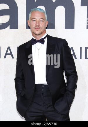 Cannes, France. 26th May 2022. Diplo attends amfAR Gala Cannes 2022 at Hotel du Cap-Eden-Roc on May 26, 2022 in Cap d'Antibes, France. Photo: DGP/imageSPACE/MediaPunch Credit: MediaPunch Inc/Alamy Live News Stock Photo