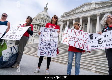 Moms Demand Action For Gun Sense Rally On June 4, 2022 At Foley Square ...