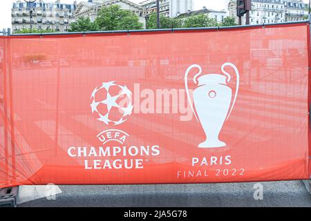 Paris, France. 27th May 2022. The fan zone Porte de Vincennes in Paris ahead of Saturday's UEFA Champions League Final between Liverpool FC and Real Madrid (May 28) at the Stade de France, in Paris France, on May 27, 2022. Credit: Victor Joly/Alamy Live News Stock Photo