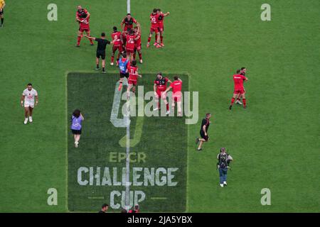 Marseille, France. 27th May 2022; Stade Velodrome, Marseille, France: European Rugby Challenge Cup Final, Lyon versus Toulon: Lyon celebration after their win Credit: Action Plus Sports Images/Alamy Live News Stock Photo
