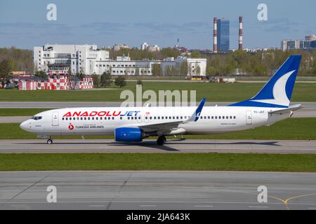 SAINT PETERSBURG, RUSSIA - MAY 20, 2022: The Boeing 737-800 (TC-JGT) of Anadolu Jet Airline arrived on Pulkovo Airport Stock Photo