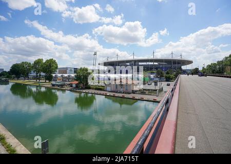 Saint Denis, France. 28th May, 2022. A general view outside the stadium prior to the UEFA Champions League final match between Liverpool FC and Real Madrid at Stade de France on May 28, 2022 in Paris, France. Credit: Giuseppe Maffia/Alamy Live News Stock Photo