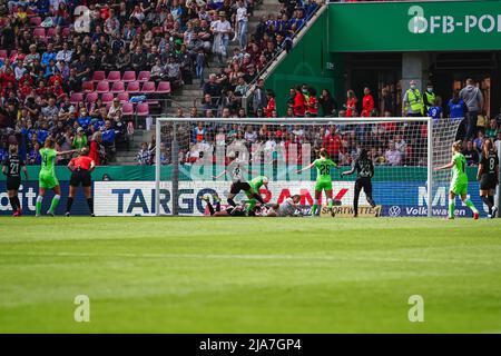 Cologne, Germany. 28th May, 2022. Ewa Pajor (17 Wolfsburg) with her second goal during the DFB-Pokalfinale der Frauen 2021/2022 between VfL Wolfsburg and Turbine Potsdam at the RheinEnergieSTADIUM in Cologne, Germany. Norina Toenges/Sports Press Photo Credit: SPP Sport Press Photo. /Alamy Live News Stock Photo
