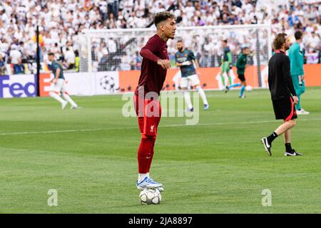 ピッカ・チェルシーM・HAZARD、リヴァプールL・FIRMINO PARIS, FRANCE - MAY 28: Roberto Firmino of Liverpool was