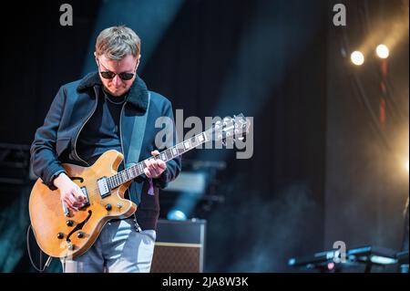 Warrington, UK. 28th MAy 2022. Liam Fray, Michael Campbell, Daniel 'Conan' Moores and Mark Cuppello of the band The Courteeners headline at Warrington's NBHD Weekend Festival 2022 Credit: Gary Mather/Alamy Live News Stock Photo